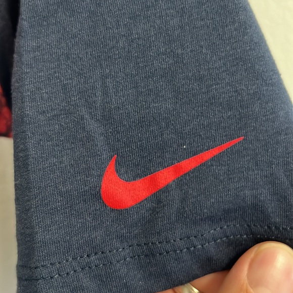 RARE 2015 NIKE DRI FIT KOBE BRYANT Mamba Pride 4th Of July Shirt MEDIUM - Picture 3 of 7